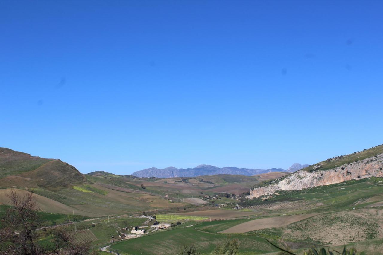 Ponte Calatrasi Agriturismo Roccamena Eksteriør billede