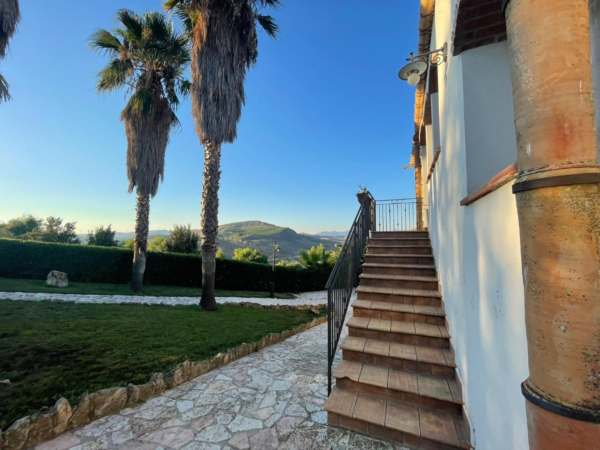 Ponte Calatrasi Agriturismo Roccamena Eksteriør billede