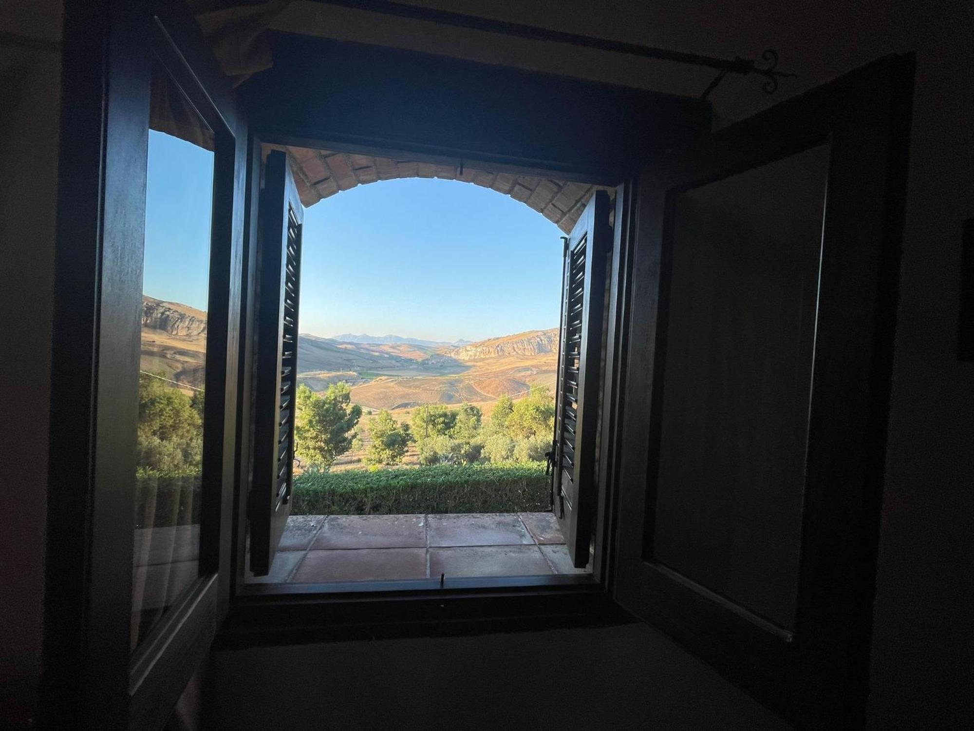 Ponte Calatrasi Agriturismo Roccamena Eksteriør billede