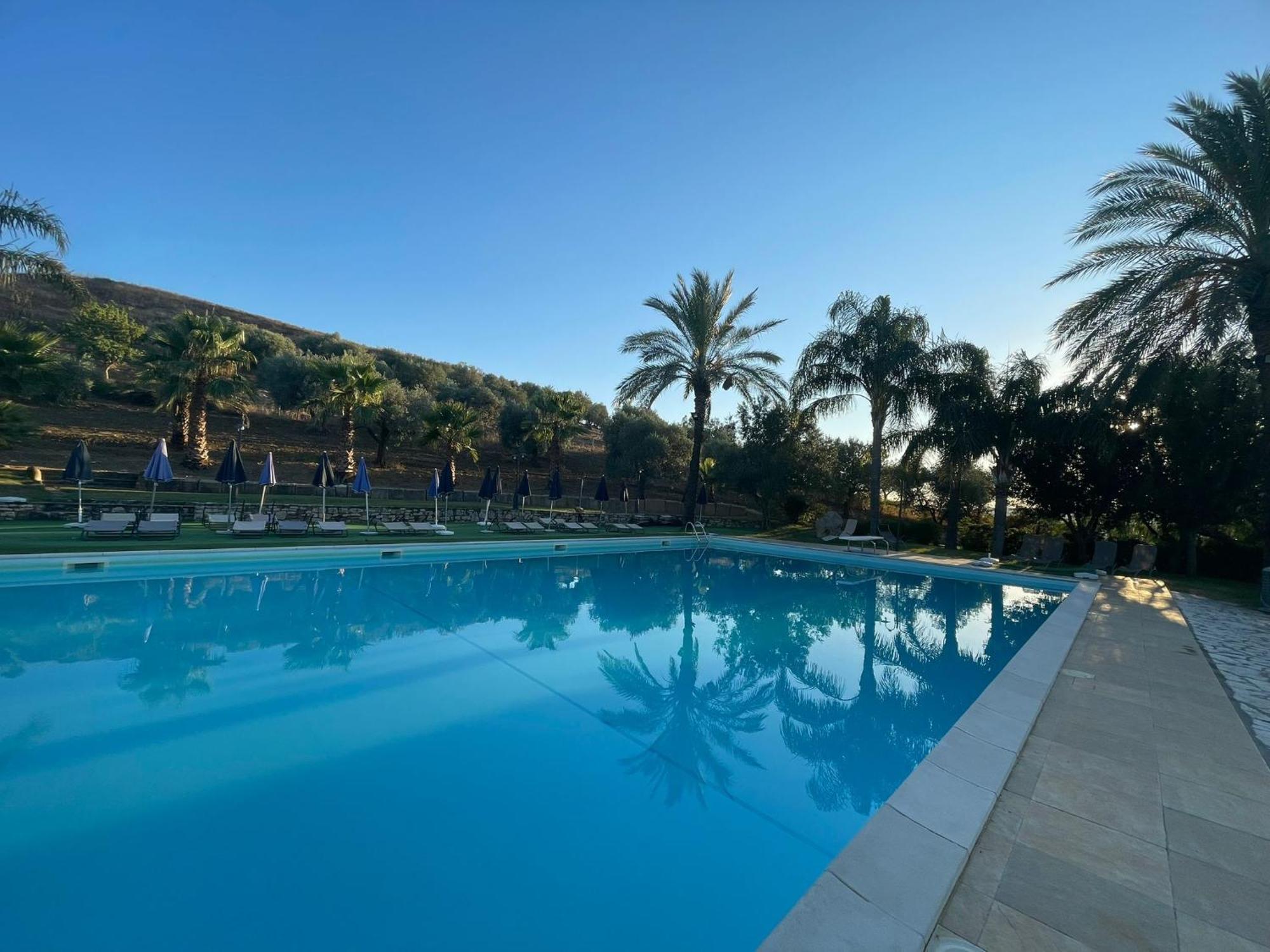 Ponte Calatrasi Agriturismo Roccamena Eksteriør billede
